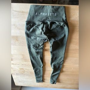 Alphalete workout leggings